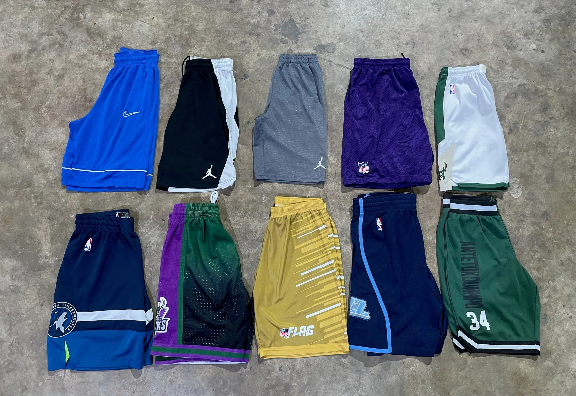 Branded Sports Shorts - 100Pcs