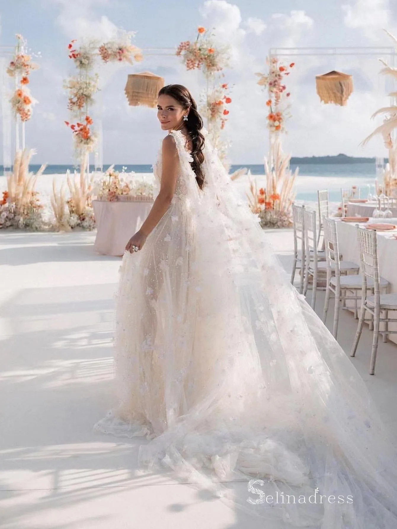 Chic A-line Deep V neck Sleeveless 3D Floral Lace Rustic Wedding Dress HKL0145