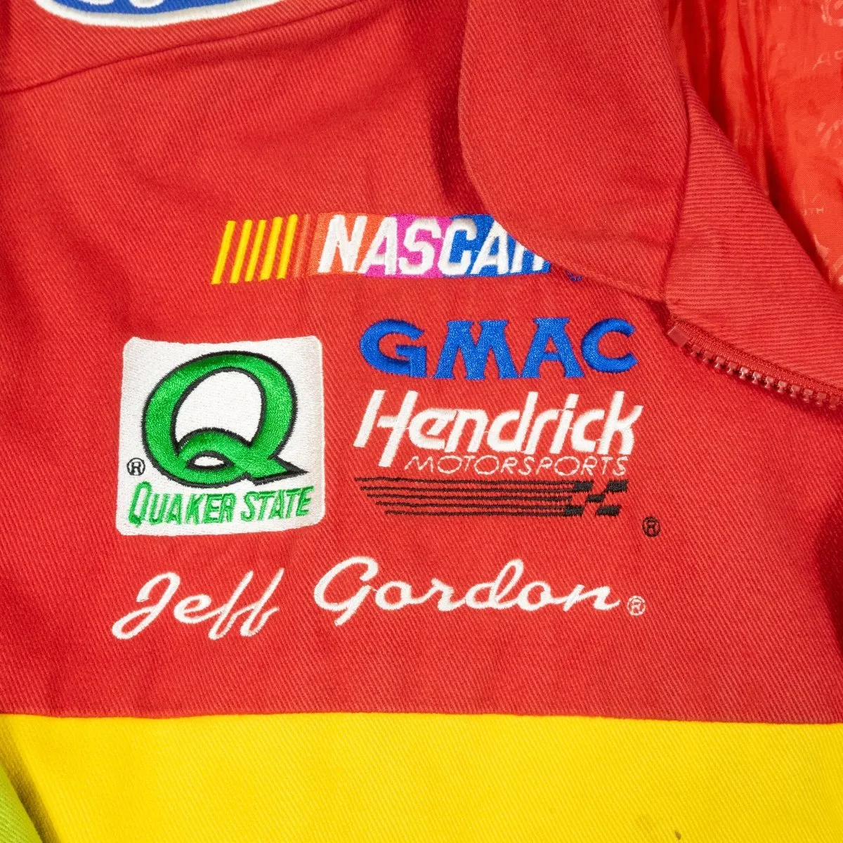 Du Point Automotive Finishes Racing Jacket