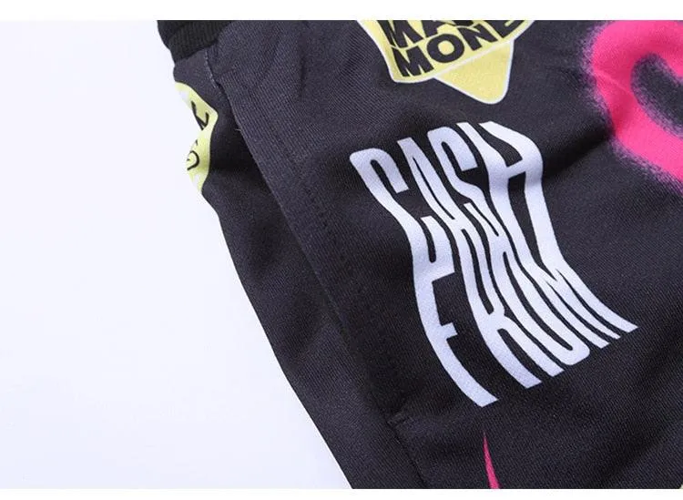 Graffiti Print Casual  Shorts Knee-length