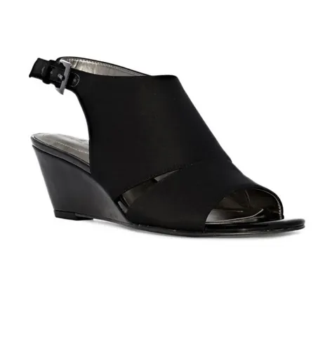 OSWALDA Wedge Sandals