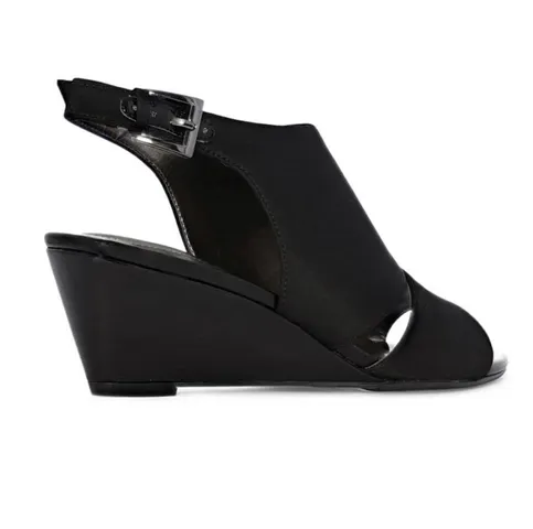 OSWALDA Wedge Sandals