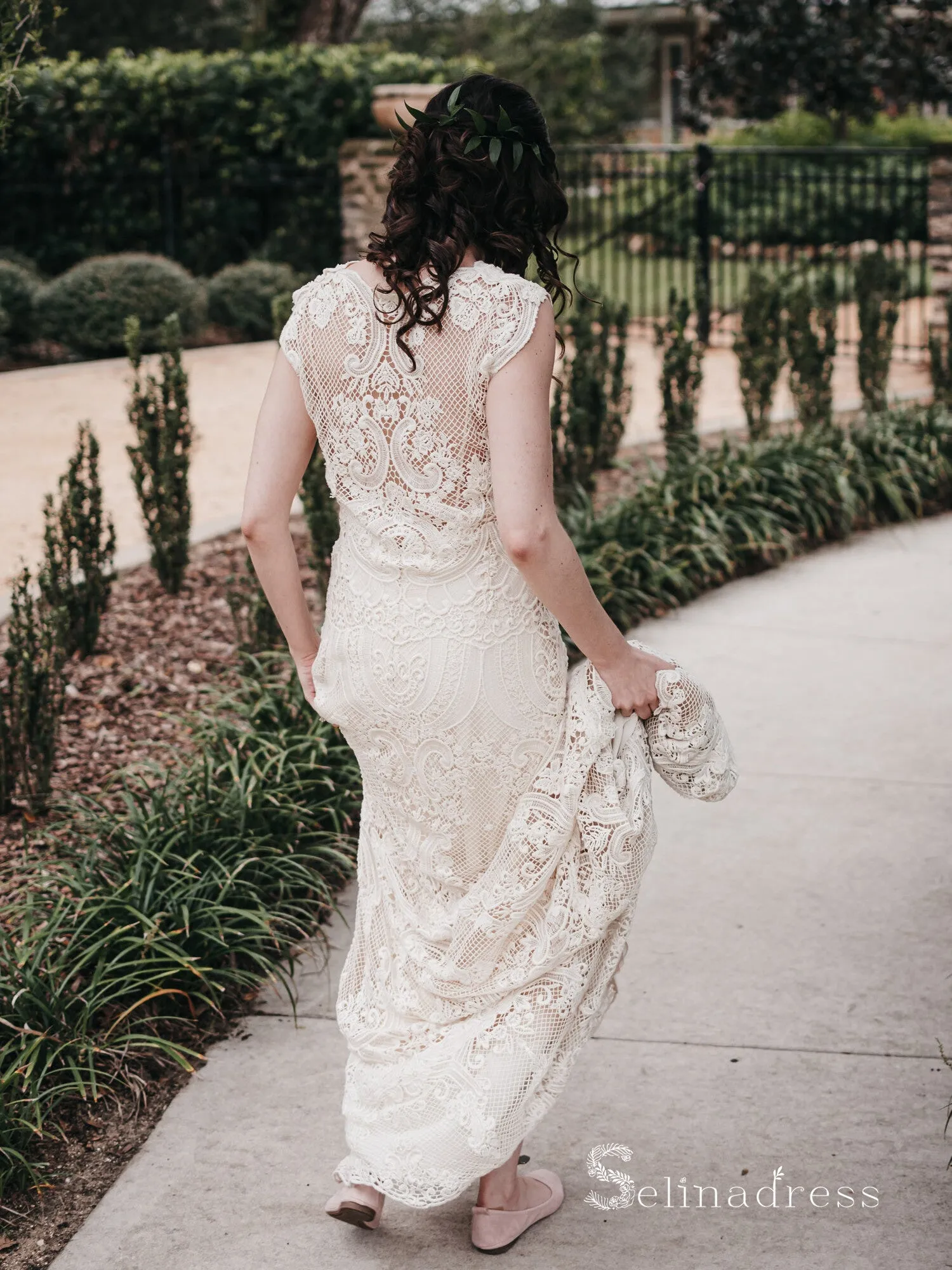 Sheath/Column V neck Boho Lace Wedding Dresses Rustic Wedding Gowns MHL145