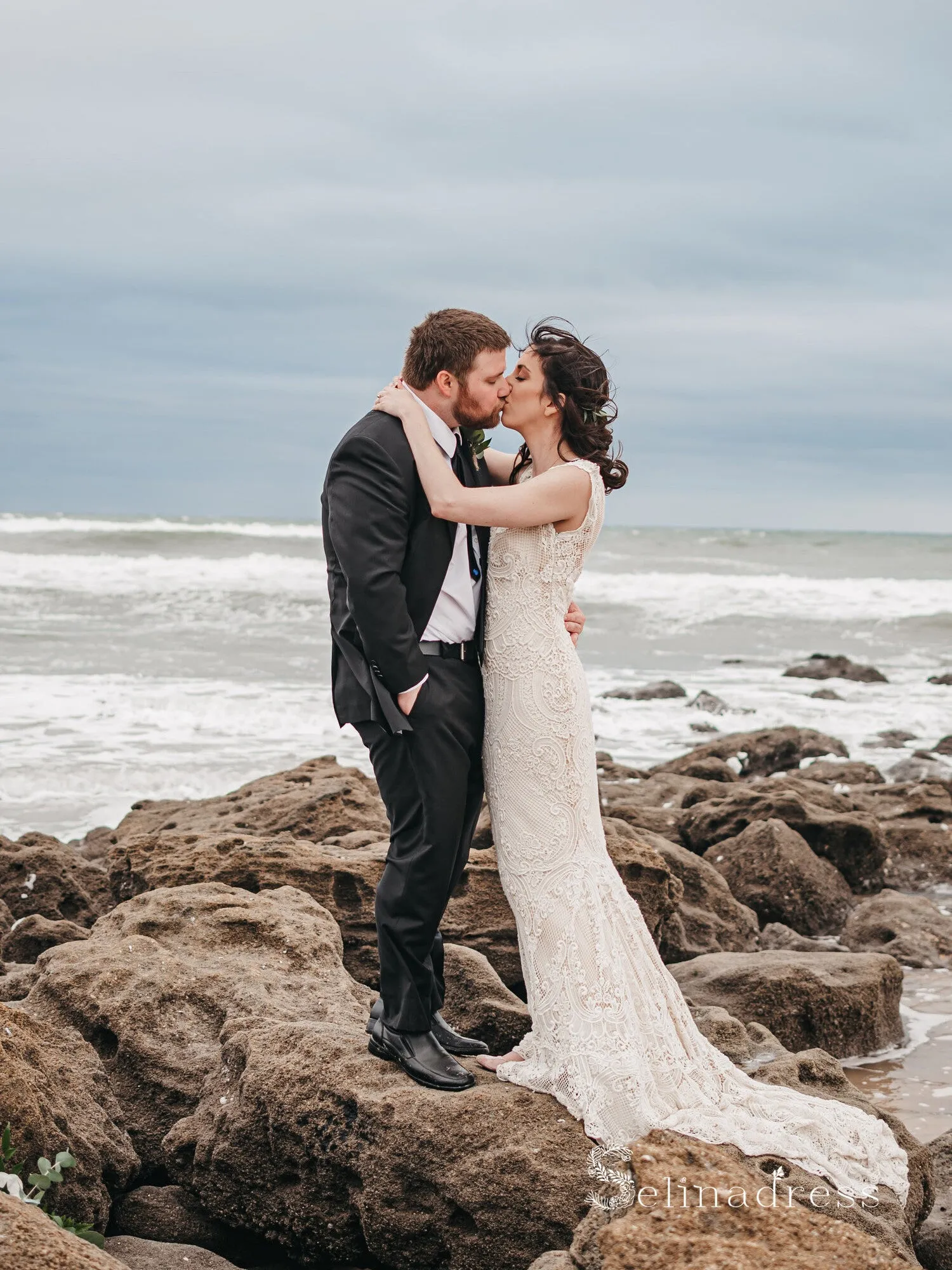 Sheath/Column V neck Boho Lace Wedding Dresses Rustic Wedding Gowns MHL145